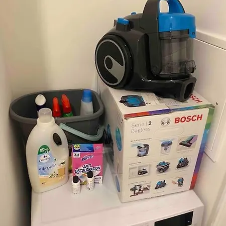 Appartement T2 Au Pieds Du Metro, La Soie